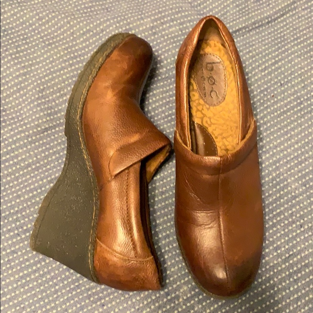 b.o.c. Brown Leather wedge heels size 10